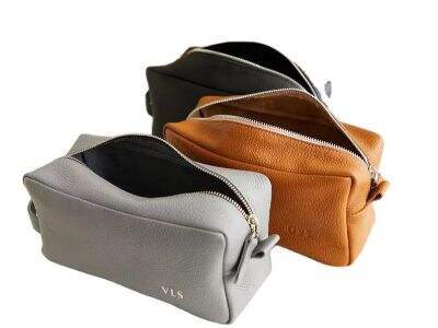 Why Makeup Kit Pouches Are Essential for the Beauty Industry