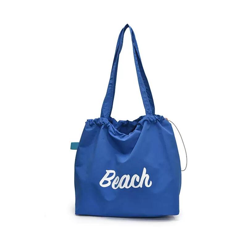 Wholesale Fashion Summer Waterproof Large Canvas Beach Tote Bag with Woman for Vacation Shopping manufacture