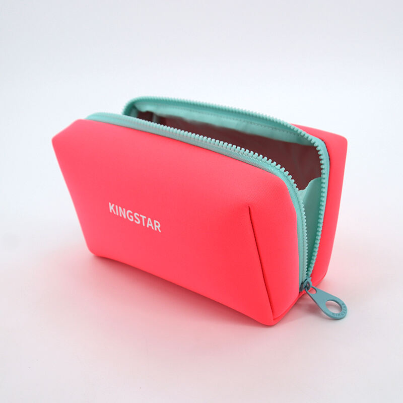 Hot Selling Travel Makeup Bag Travel Cosmetic Multi-functional Toiletry Waterproof Brushes Bag Neoprene Zipper Pouch factory