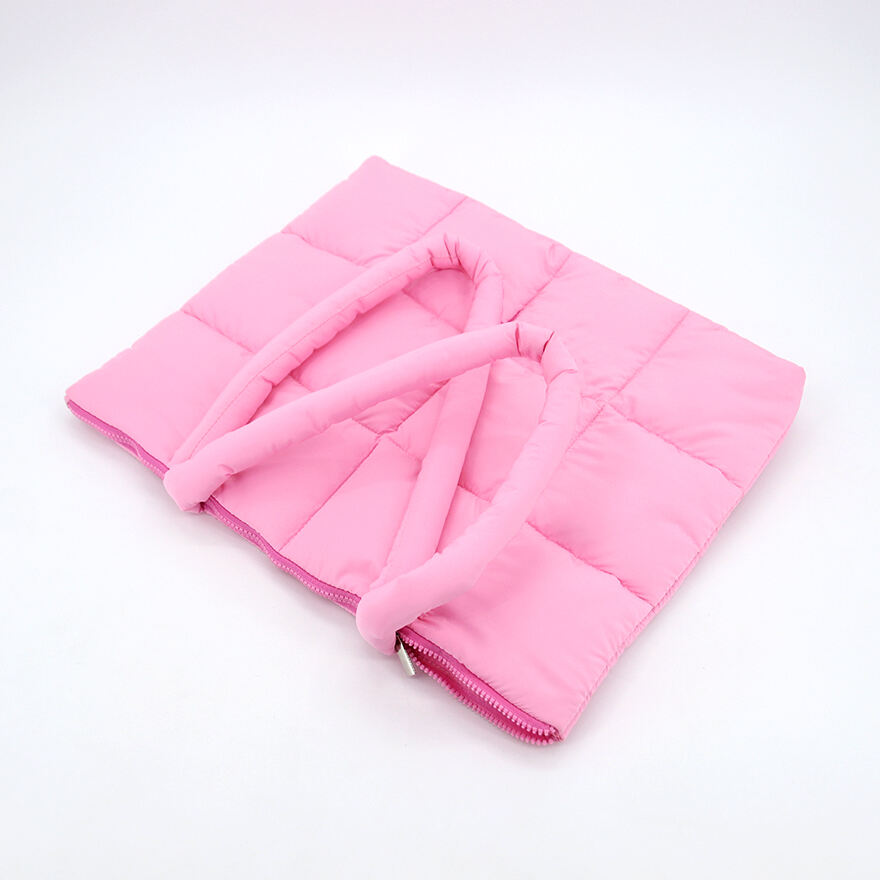 Factory Wholesale Fashion Custom Lightweight Soft Padded Pillow Quilted Puffy Tote Bags Shoulder Bag Nylon Puffer Handbag manufacture