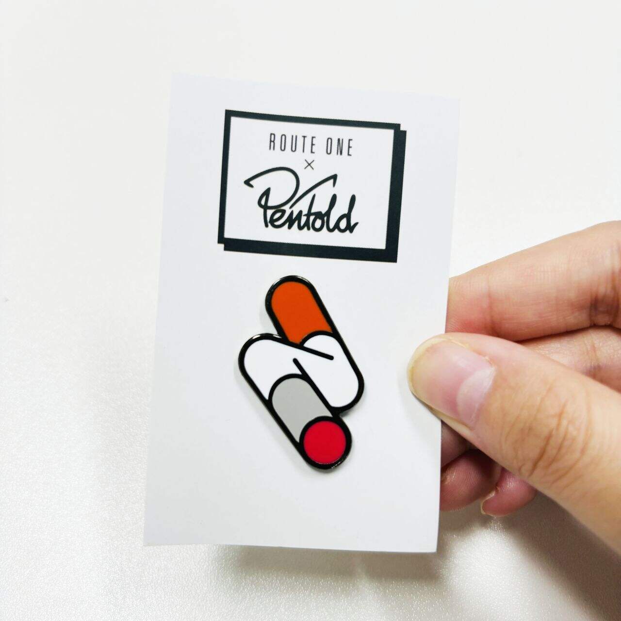 Tambahan Aksesori Topi Anda dengan Pin Topi Modis Kami yang Dijual