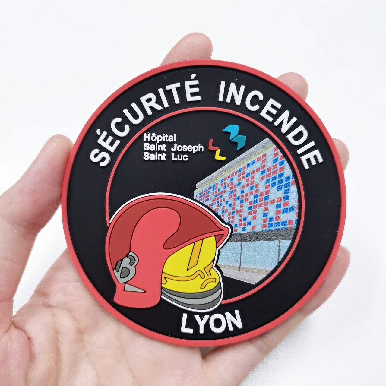 Patch PVC 2D yang dapat disesuaikan menjadi tambahan sempurna untuk seragam atau tas punggung.