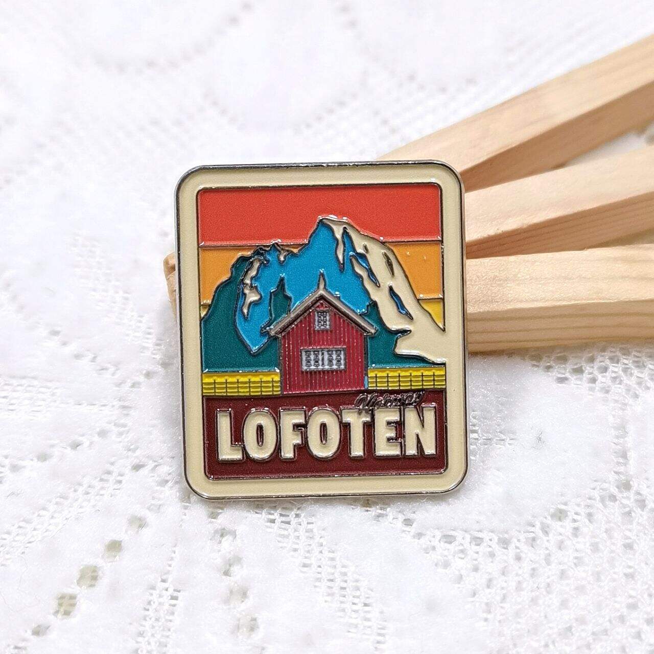 Pengendalian Kualitas dan Sentuhan Akhir dalam Pembuatan Pin Enamel