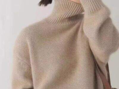 Autumn And Winter Sweaters: Corporate Uniform Solutions for Cold Climates