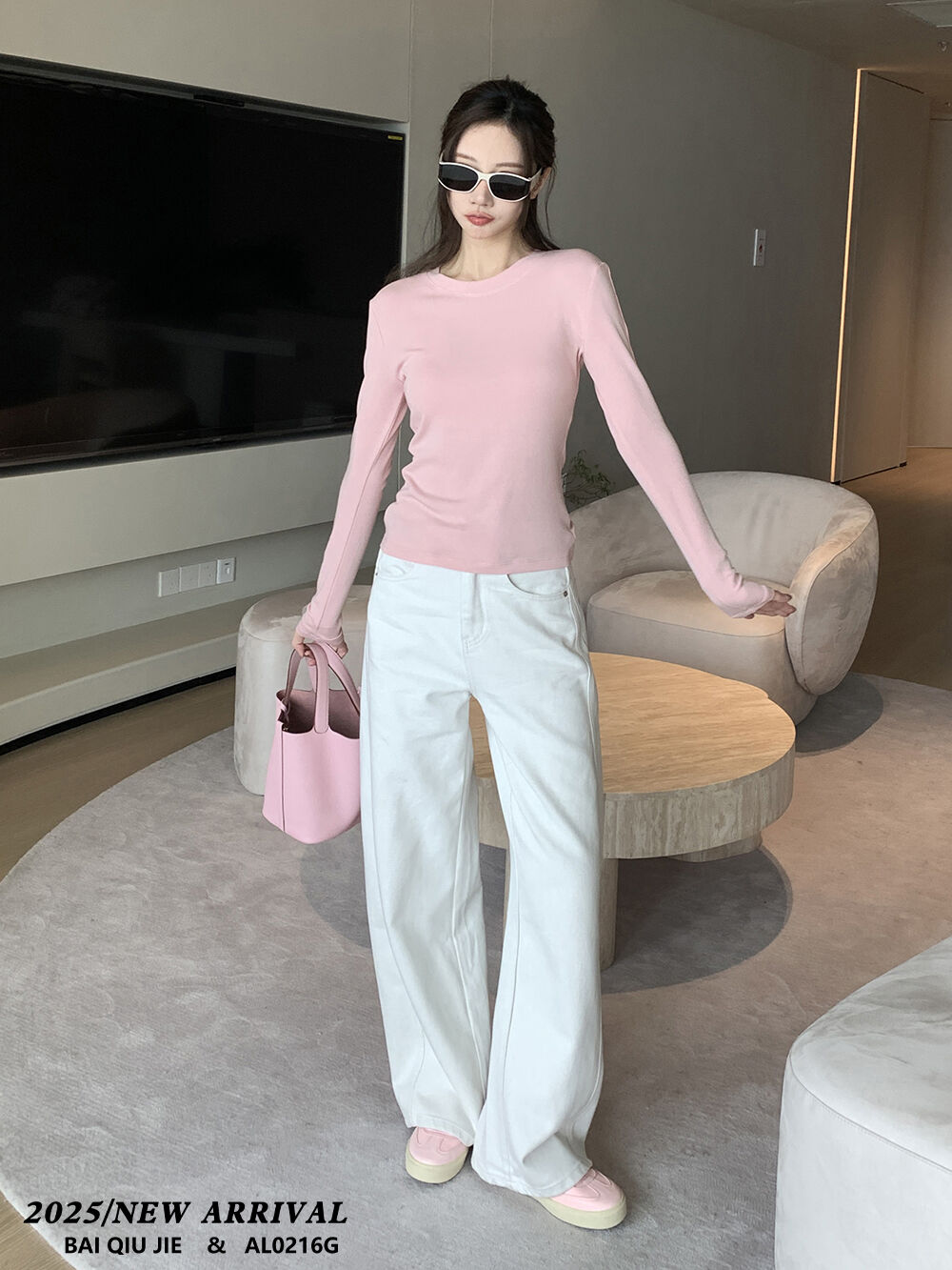 2025 New Spring and Autumn Solid Round Neck Women's Long Sleeve T-Shirt manufacture