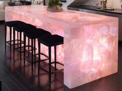 استخدام الحجر الجيري في تغطية الجدران الخارجية للمباني العامة