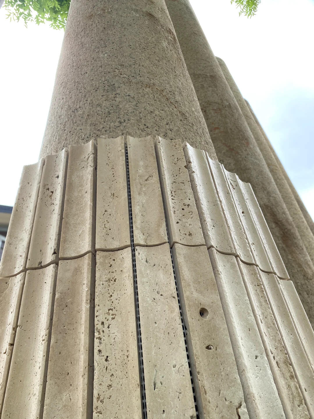 Factory Wholesale High-quality Natural Travertine Stone Mosaic Tile Concave-convex Marble Mosaic Lines for Indoor Walls Design details