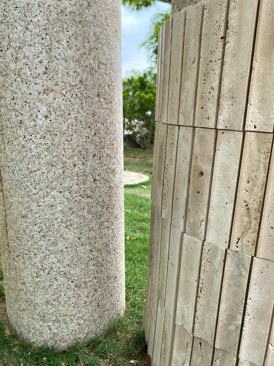 Factory Wholesale High-quality Natural Travertine Stone Mosaic Tile Concave-convex Marble Mosaic Lines for Indoor Walls Design supplier