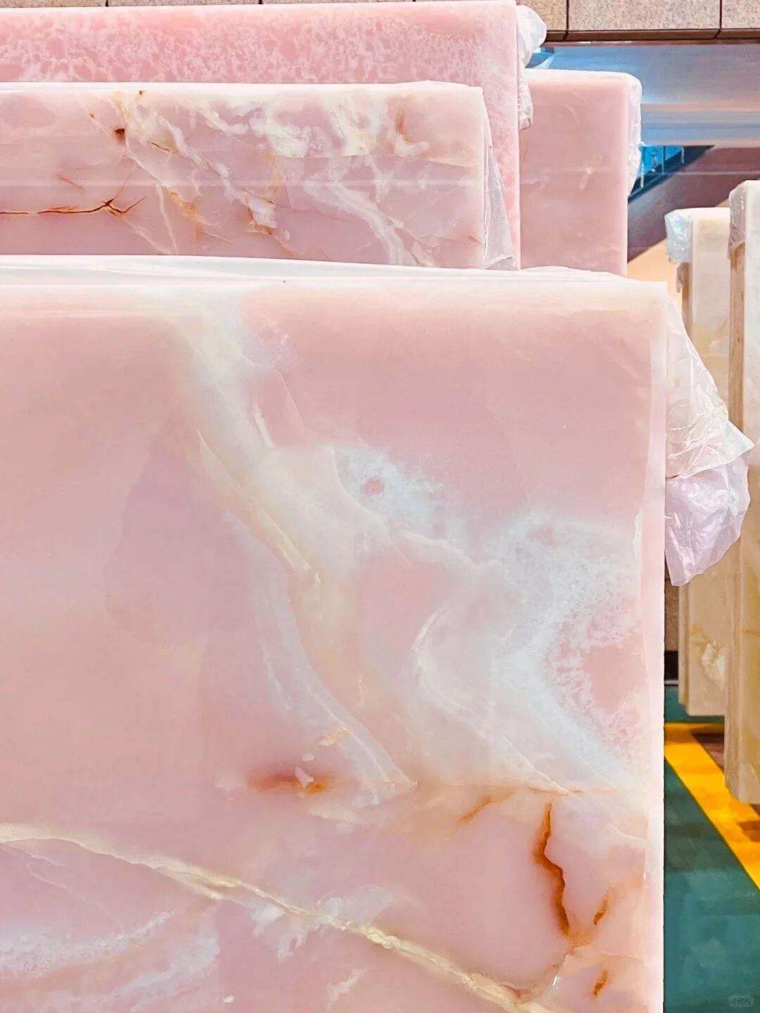 Modern Pink Onyx Marble Stone Factory Direct Sale Polished Indoor Outdoor Use Table Top & Bathroom Tile for Hotels supplier