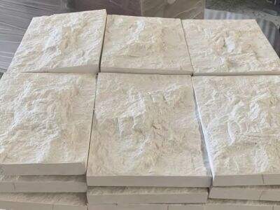 How is stone quality graded?