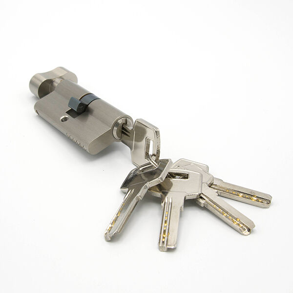 Açarlı Silindirin Universallığı