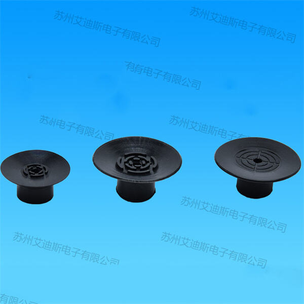 Quick and Easy Mounting with Oval Suction Cups