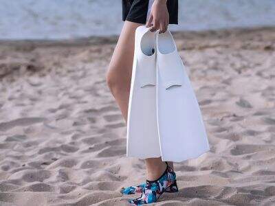 Sirip Berkecekapan Tinggi untuk Meningkatkan Prestasi Selam Bebas dan Snorkel