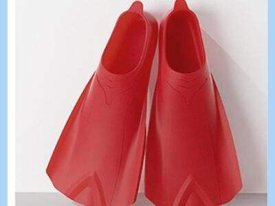 Performance Fins Designed for Professional Dive Instructors