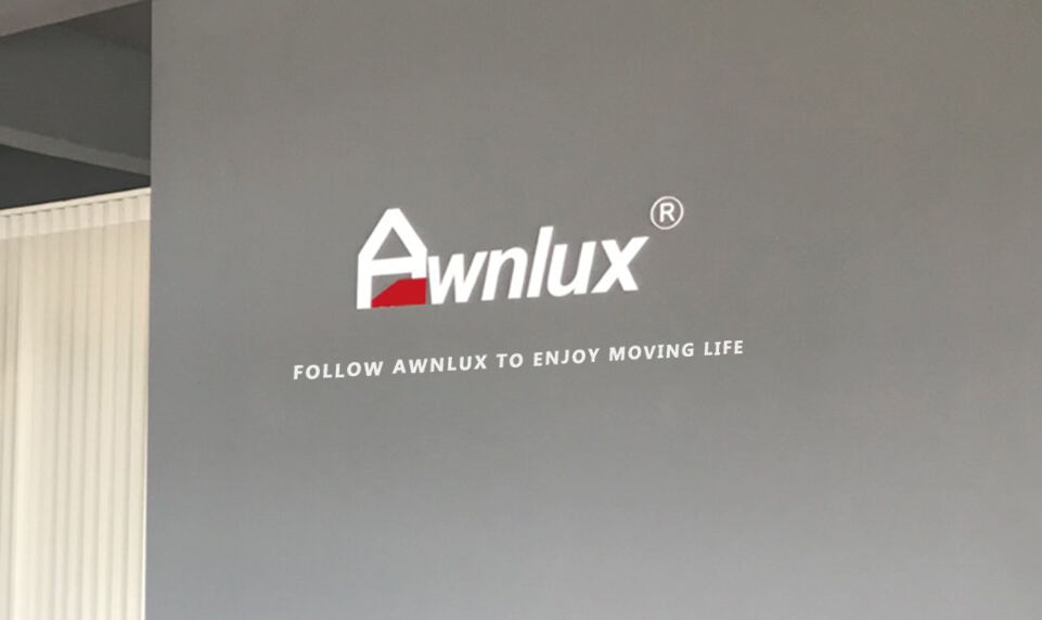 AWNLUX商標が正式に登録されました