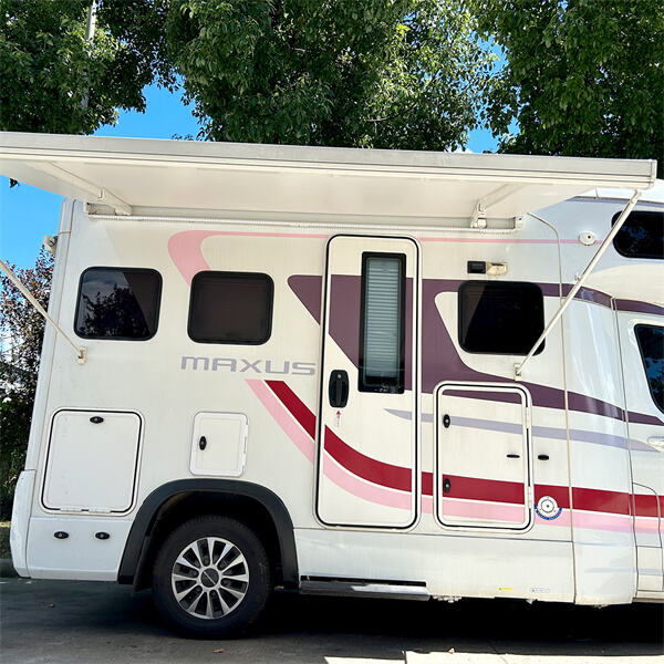 Maximalizujte svůj venkovní prostor k sezení pomocí markýzy Food Truck