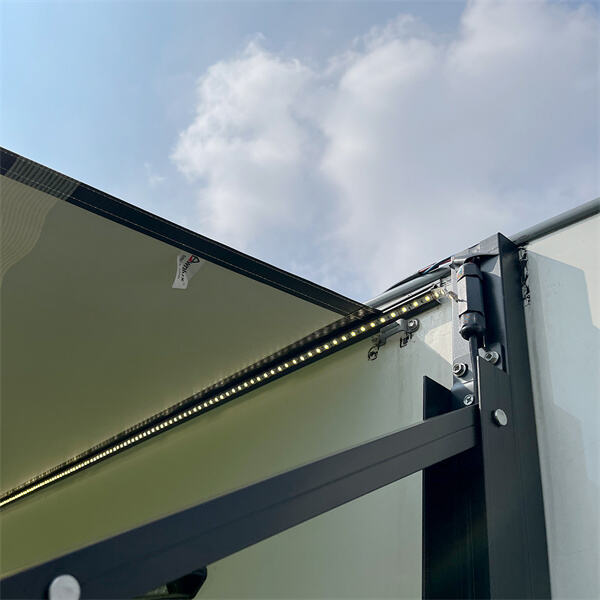Características de un toldo eléctrico para tu caravana