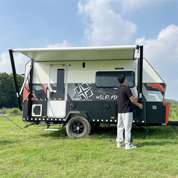 Usando un toldo eléctrico para acampar sin problemas