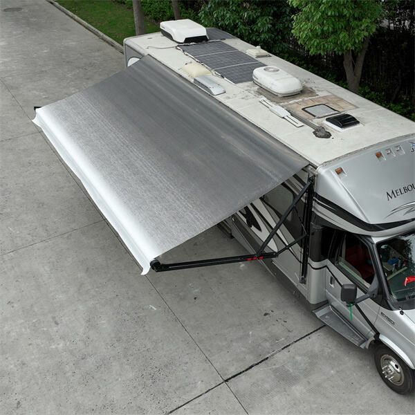 Améliorez votre espace de vie en plein air avec un auvent moderne de remplacement pour votre camping-car