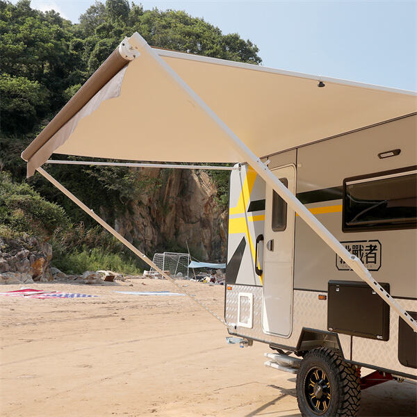 The Advantages of Replacing the Awning of Your RV 