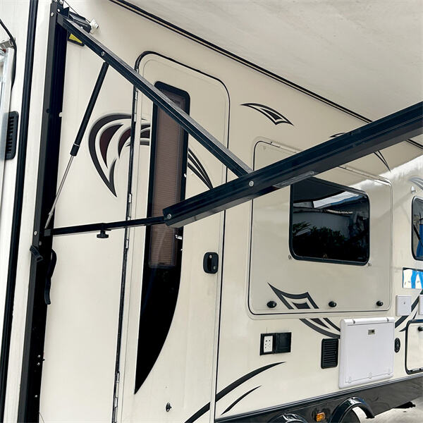 Améliorez votre expérience en plein air avec un nouveau remplacement d'auvent de remorque.