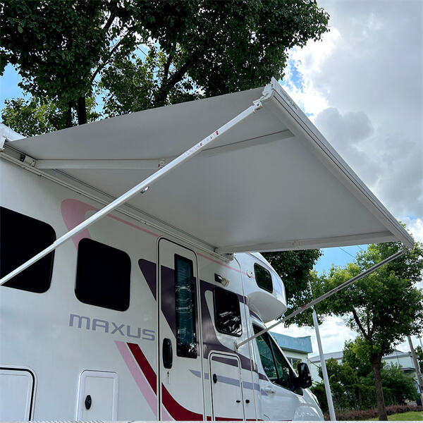 Stay Cool and Comfortable with a Manual Awning for Your Camping Adventures