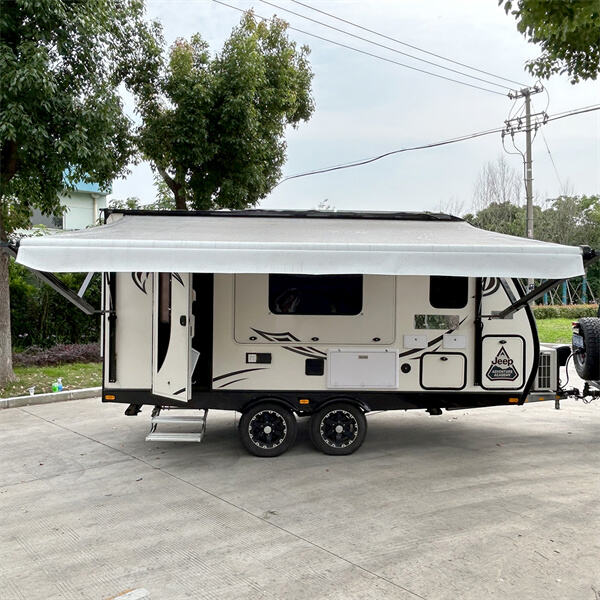 Installer un auvent de remplacement pour votre remorque