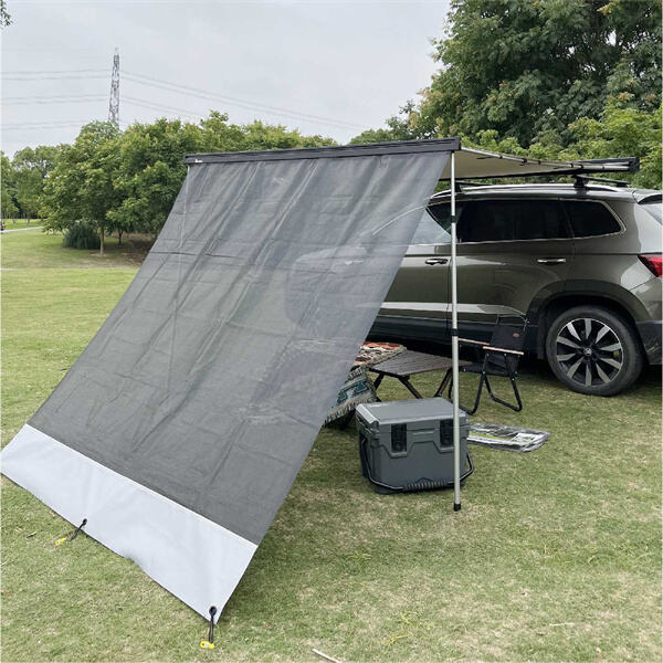 Trasforma la tua auto in un comodo e accogliente posto per il campeggio con una tenda da sole laterale