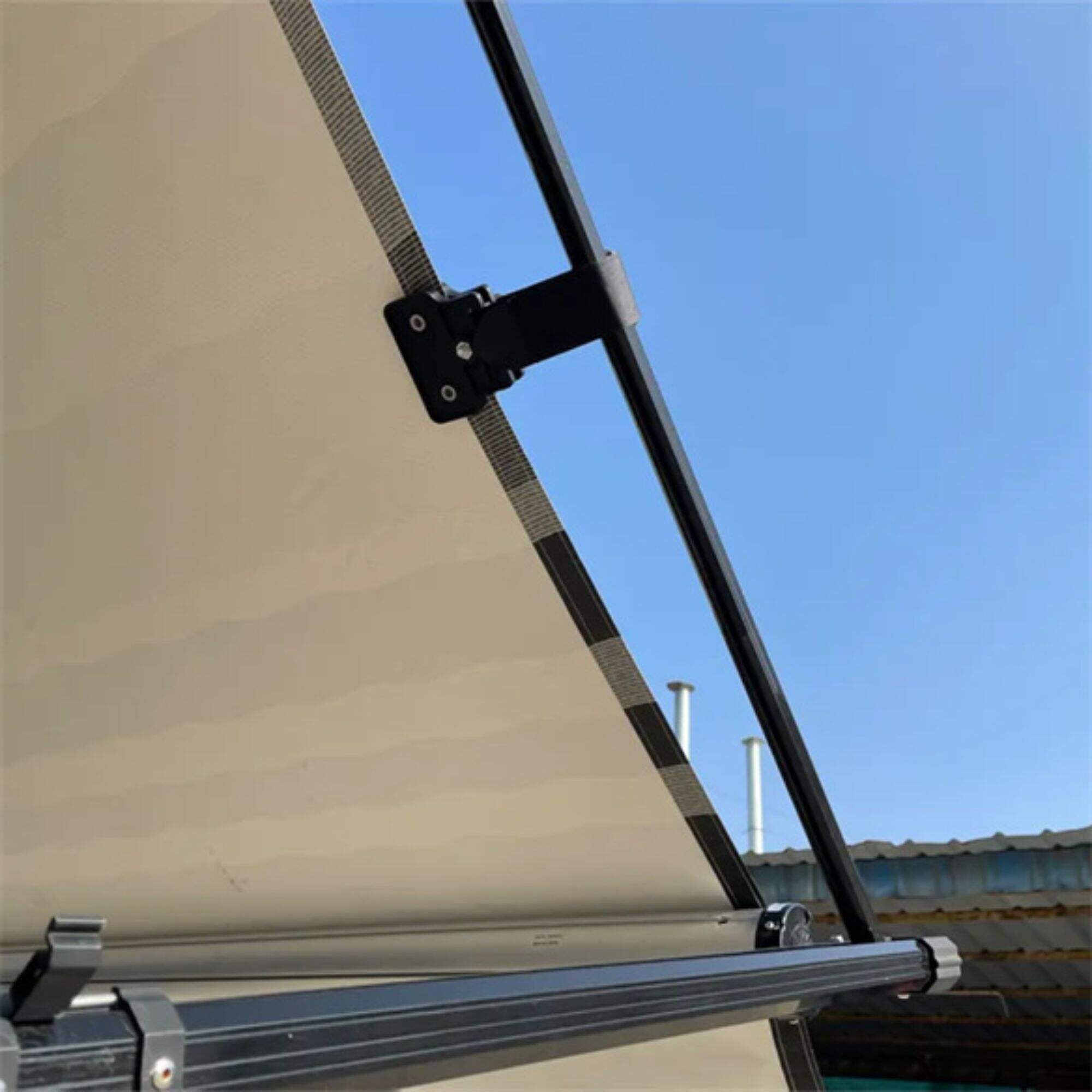 Awning Anti-flagging clamp