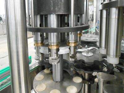 Cách Thiết Lập Một Nhà Máy Chiết Rót Nước Ngọt Có Gas