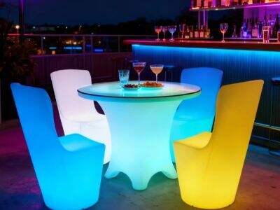 Transform Event Spaces with Modular LED Pieces