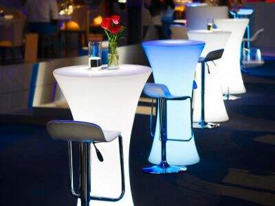 Styling Tips for LED Cocktail Furniture at Weddings