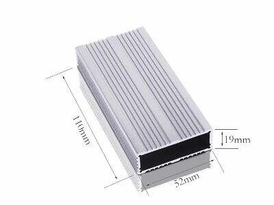 Sac metal muhafazalar, değiştirilebilirlik için standart NEMA 4X boyutlarını takip eder