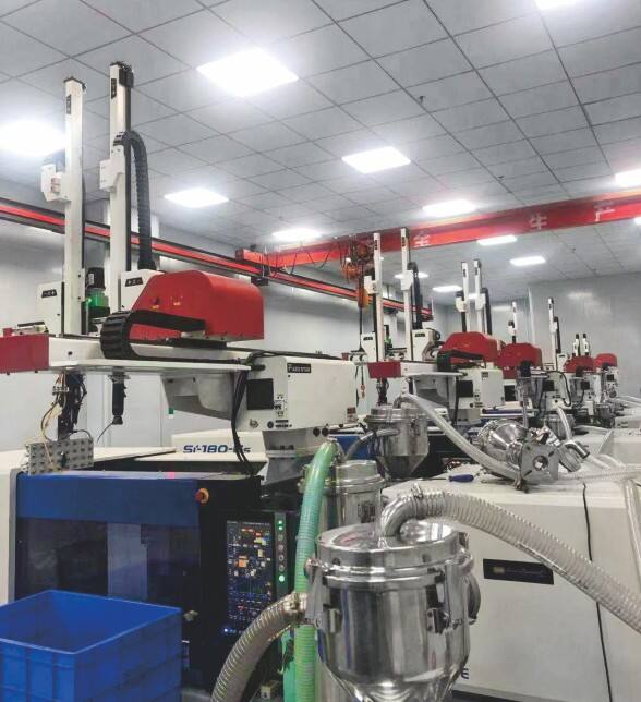 Automatic Industrial Robotic Arm Machine Plastic Robot Manipulator Injection Machine details