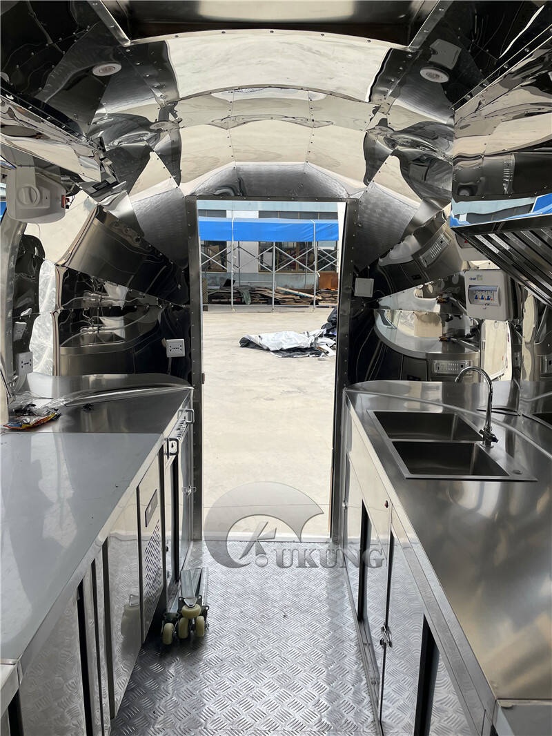 UKUNG vintage airstream style concession food trailer with car painting outside, food trucks equipped with snacks machines supplier