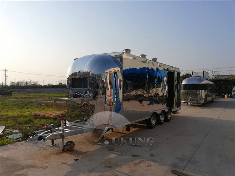 UKUNG hot sale productive baking equipment mobile ice cream machine customized snack machines airstream food truck supplier