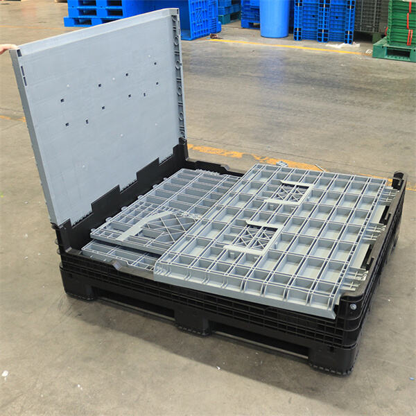 Safely transport goods with plastic pallets designed for spill prevention