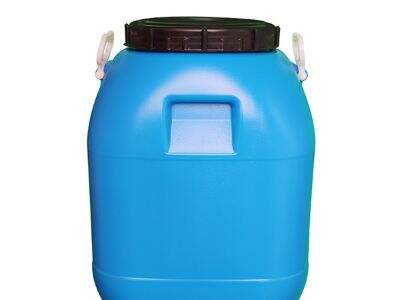 What types of plastics are commonly used in the manufacturing of plastic drums ?