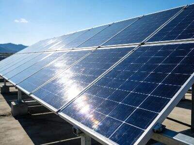Efficiency benchmarks for a commercial solar pv hybrid system
