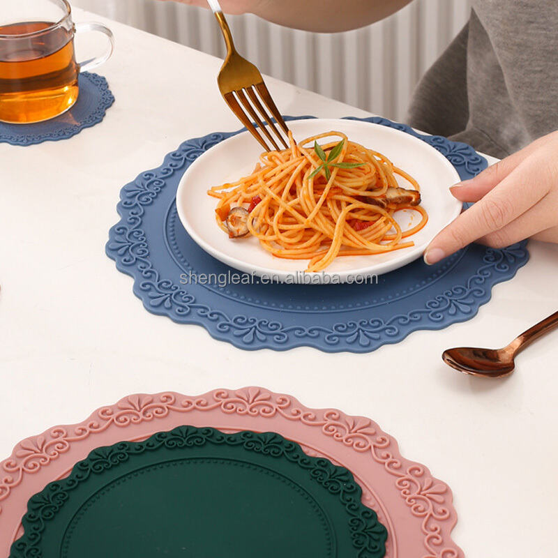 product custom eco friendly heat resistant silicone coasters  place mats with scalloped edge and lace embossed design for dining table-8