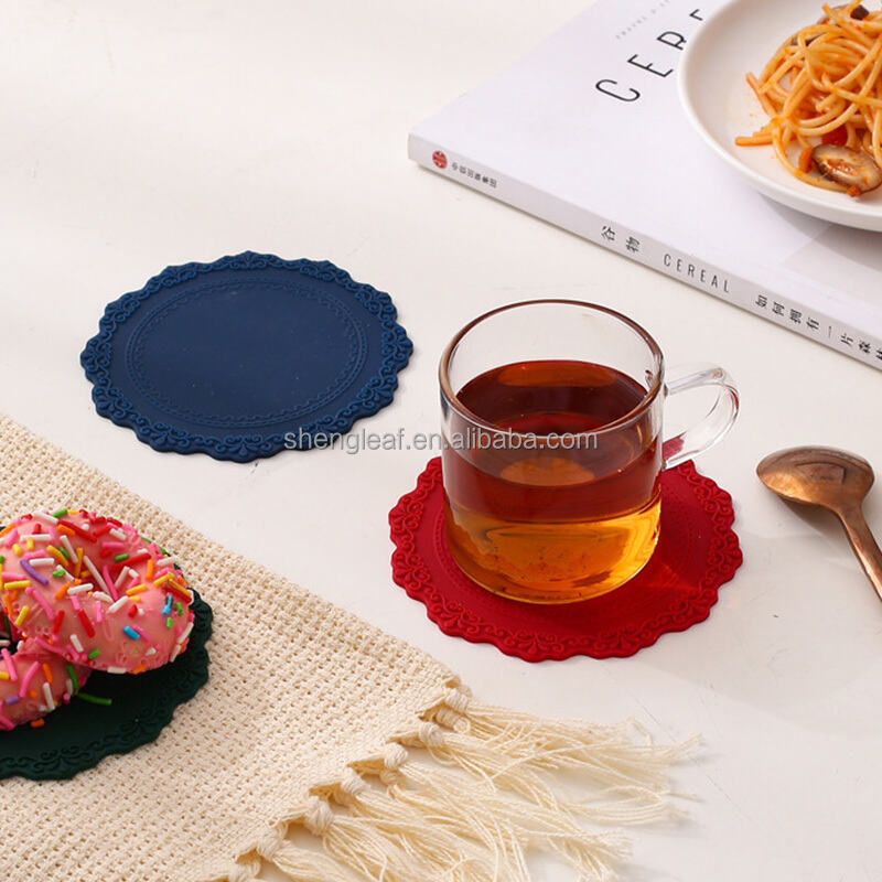 product custom eco friendly heat resistant silicone coasters  place mats with scalloped edge and lace embossed design for dining table-6