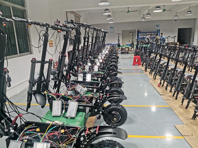 Patinete eléctrico potente y rápido de 48 V y 2500 W para adultos, 60 km/h, largo alcance, almacén en la UE, Reino Unido y EE. UU., con certificación CE, FCC, OEM y ODM, envío directo de fábrica