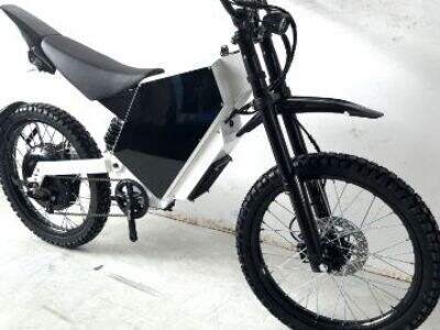 Principalele caracteristici de luat în considerare la o motocicletă electrică de înaltă performanță