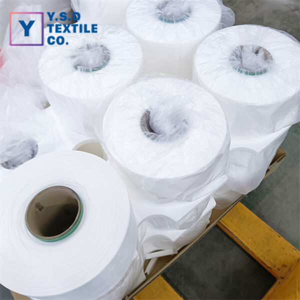 Texture lisse et uniforme pour une manipulation et un tissage faciles