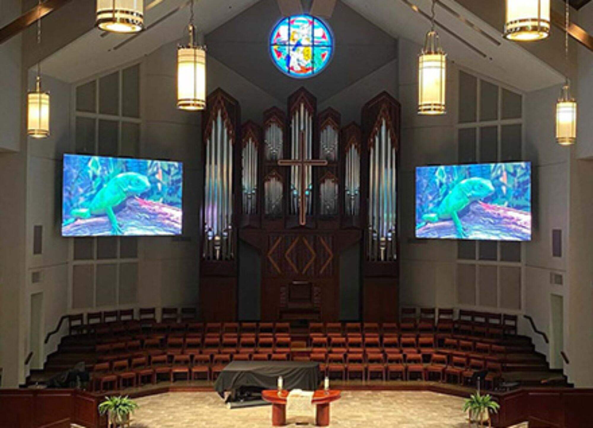 HD LED Display Enhances Your Churches Experiences