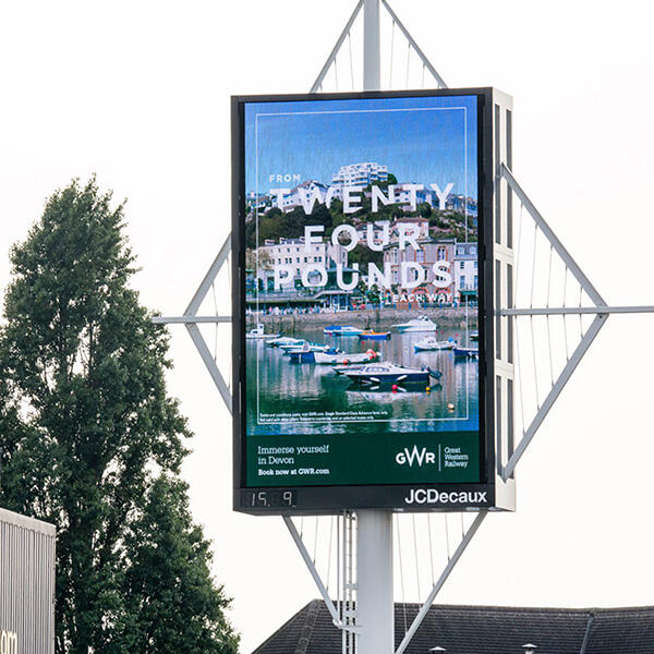 Outdoor led advertising screen price