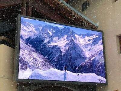 Weatherproof & Durable: The Technology Behind Outdoor LED Screens