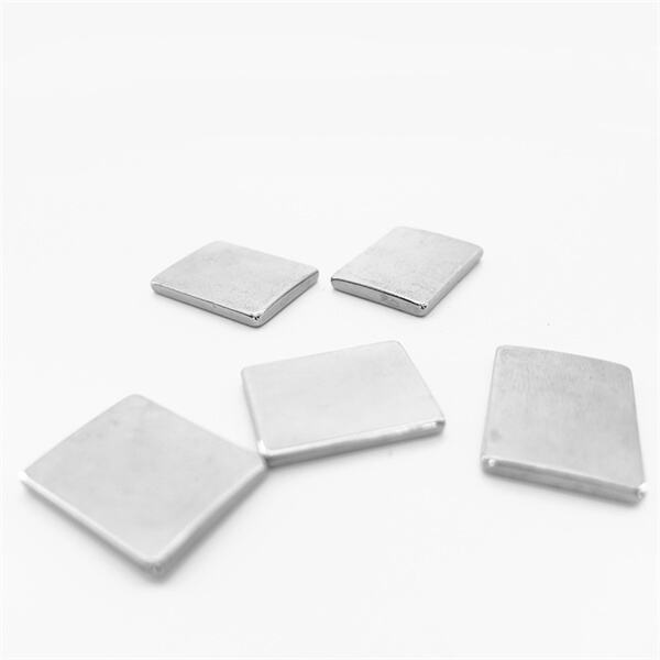 احصل على ميزة تنافسية مع مغناطيساتنا المربعة الكبيرة الأعلى تقييمًا
