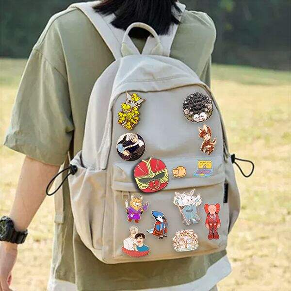 Ways to utilize bookbag pins: