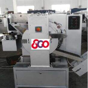 ما المشكلات الشائعة في استخدام آلات تشكيل المصاصات؟